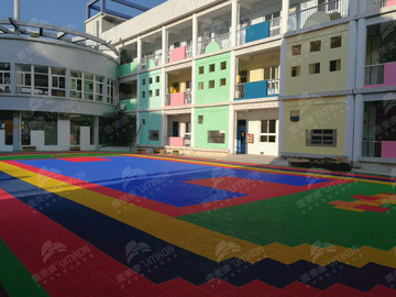 廣東唯美康幼兒園室外操場懸浮拼裝地板生產廠家供應