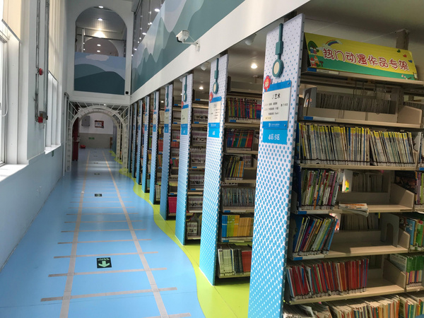 广州少儿图书馆用的是这款图书杀菌机