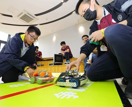 南京市举办2023年中小学生机器人竞赛活动（第二阶段）现场赛