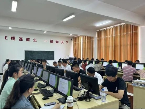 江西萍乡市义务教育招生入学服务平台操作培训圆满完成