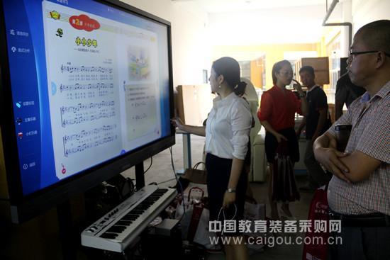 2016泰州教育裝備展：創客、VR受關注