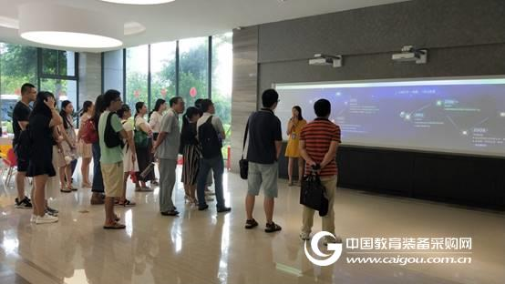 銳達與福州八中共同推進綜合素質評價實踐