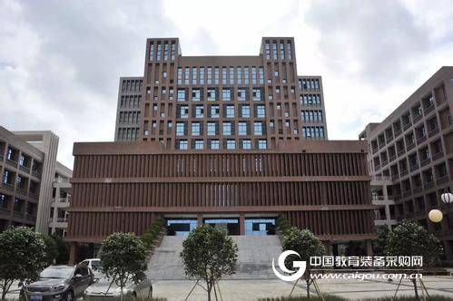 智慧校園迎新生，開學季里的心感動！