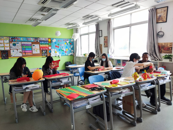 師生齊聚樂游園共度歡樂中秋節——廣州市為明學校國際部中秋游園活動