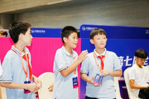 全國青少年無人機大賽：心系教育，高巨創新為青少年插上夢想飛翼