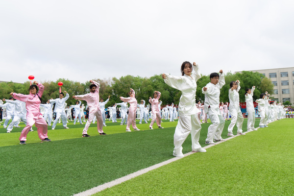 躍動青春|東北林業大學第五十六屆田徑暨陽光體育運動會開幕