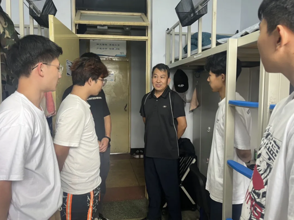 吉林大學體育學院迎接2023級本科生