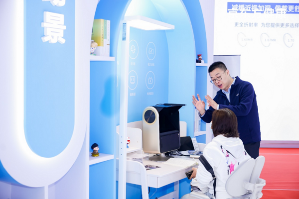 “精”產品+“硬”科技，京東方健康驚艷亮相COOC2024
