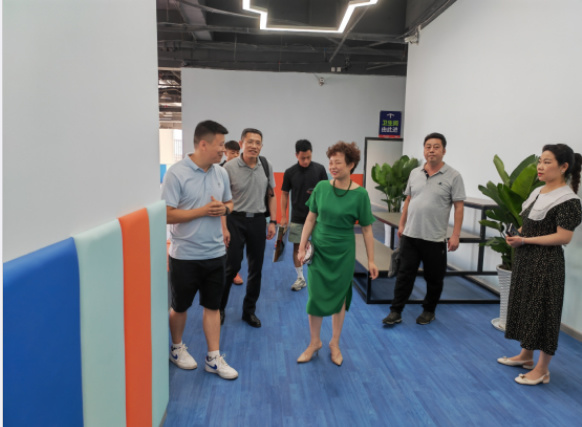 蘭州理工大學領導一行到四季體育發展有限公司調研