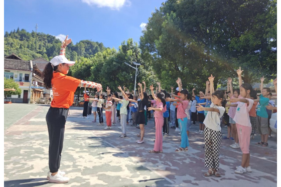 暑期“三下鄉”：貴州民族大學以體育賦能鎮遠縣報京小學“雙減”