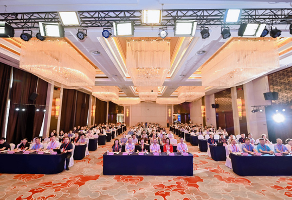 由河南城建学院和中原工学院联合承办的2025年全国高等学校建筑环境与能源应用工程专业青年教师培训会成功举办