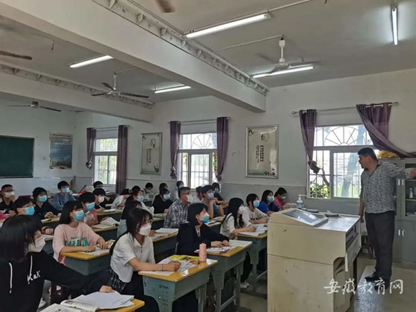 銅陵市初三年級1.3萬余名學生安全有序返校復學