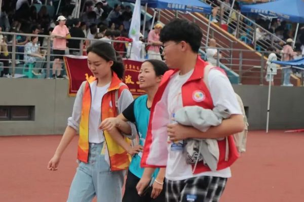 筑夢新征程！西安建筑科技大學舉行第58屆田徑運動會
