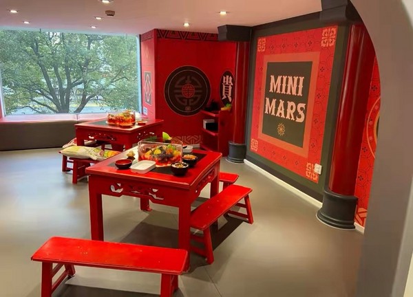 Mini Mars親子樂園和富士instax的聯名活動超驚喜 花藝相框瞬間愛上