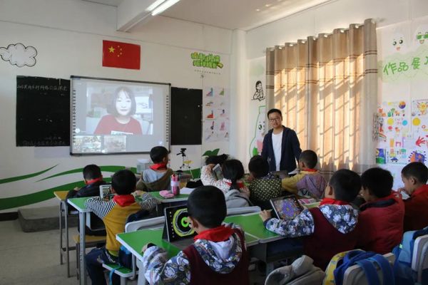 十年砥礪奮進路，贛州教育譜新篇