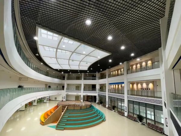 高顏值、高科技的校園文化新地標——惠州工程職業學院格物書院正式試運行